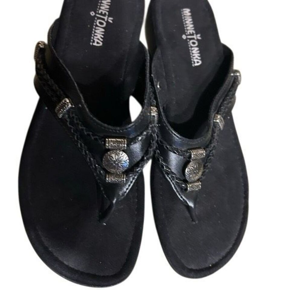 Minnetonka Women's Silverthorne 360 Black Leather Sandals Size 8 - Picture 1 of 9